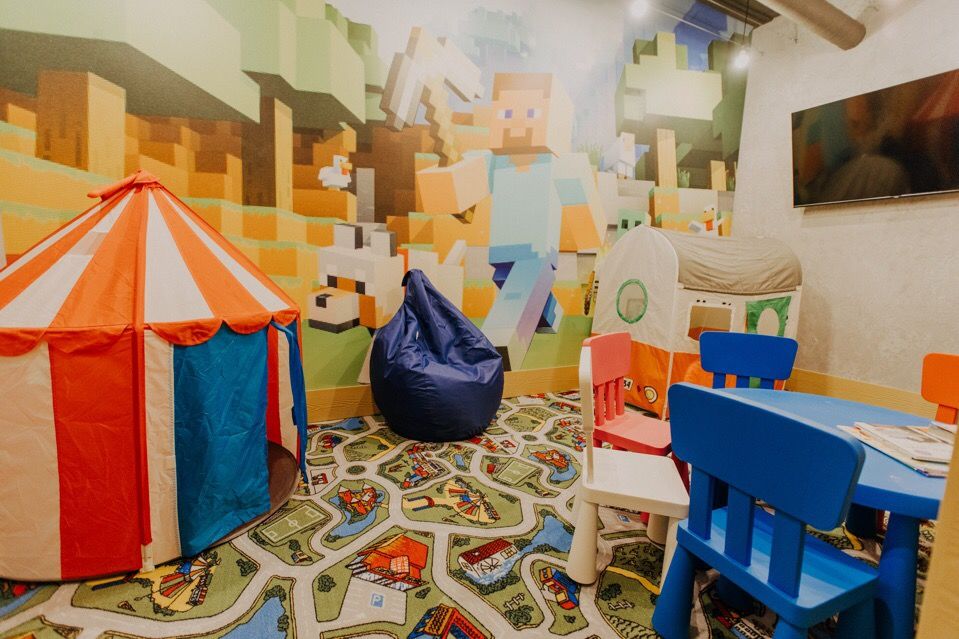 KFQeRVCDbno gallery image